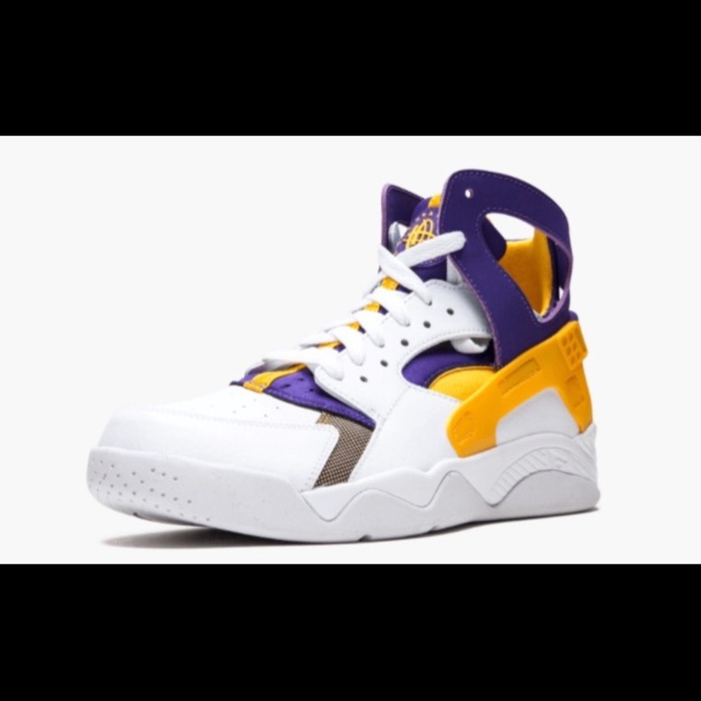 Nike- Air Flight Huarache (official)